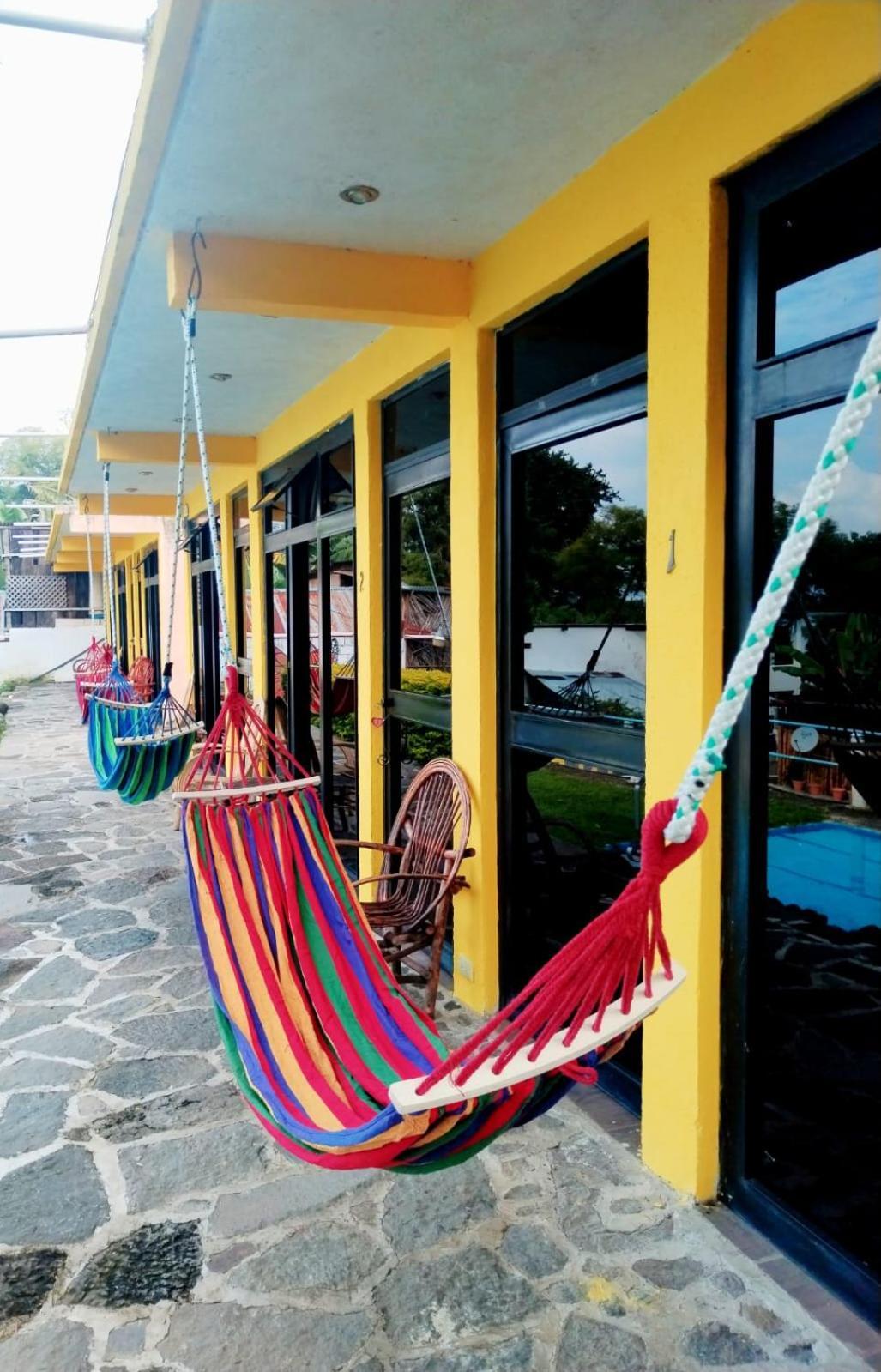 Hotel Porto Bello San Pedro La Laguna Exterior foto