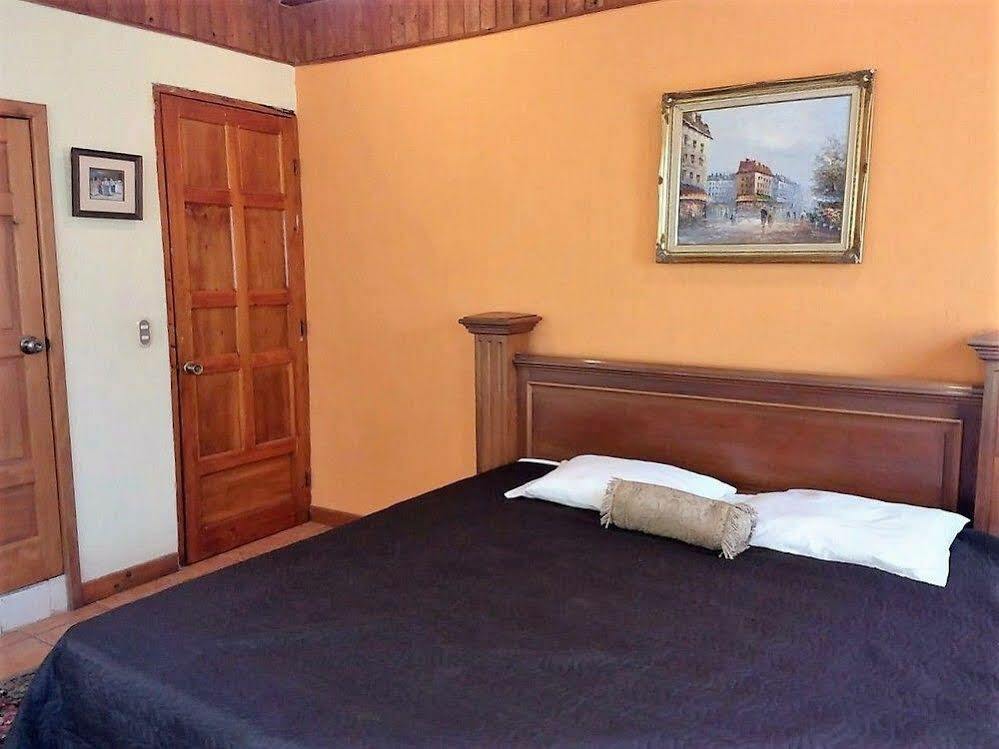 Hotel Porto Bello San Pedro La Laguna Exterior foto
